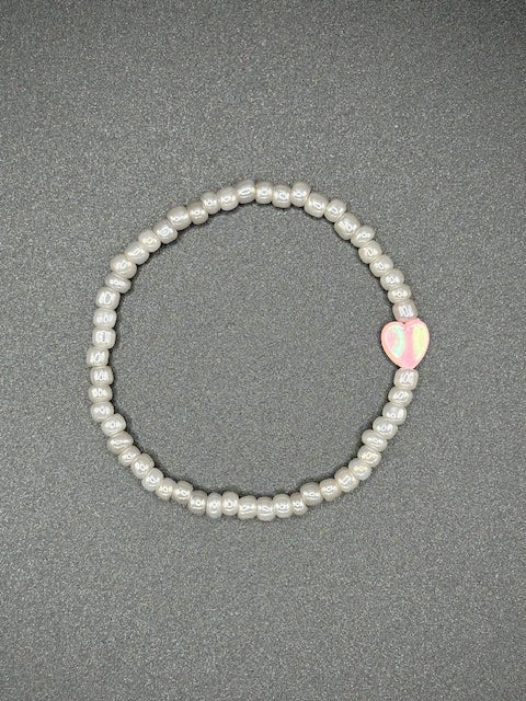 Pearlescent Grey Heart Seed Beaded Bracelet